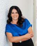 Gillian Hendry - Real Estate Agent From - RE/MAX Property Sales Nambour