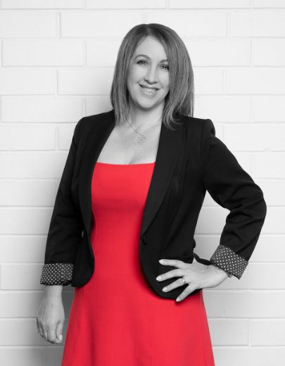 Gina Buckle - Real Estate Agent at Redmond Realty - Burns Beach