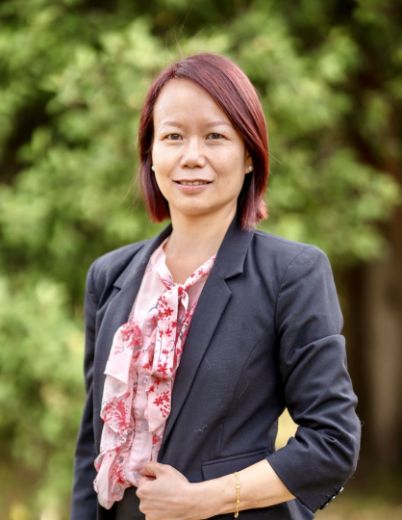 Ginny Xia - Real Estate Agent at First National Real Estate Janssen & Co. - KEW