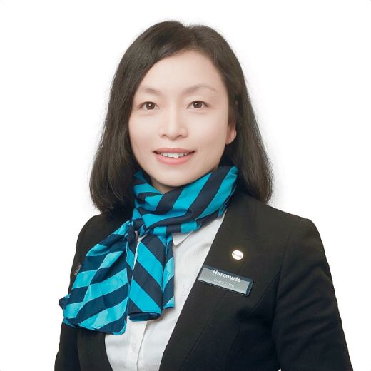 Grace Chen - Real Estate Agent at Harcourts Adelaide City -  RLA 302284