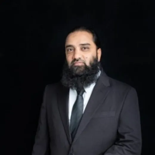 Noor M - Real Estate Agent at Bright Realty