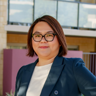 Christine Chong - Real Estate Agent