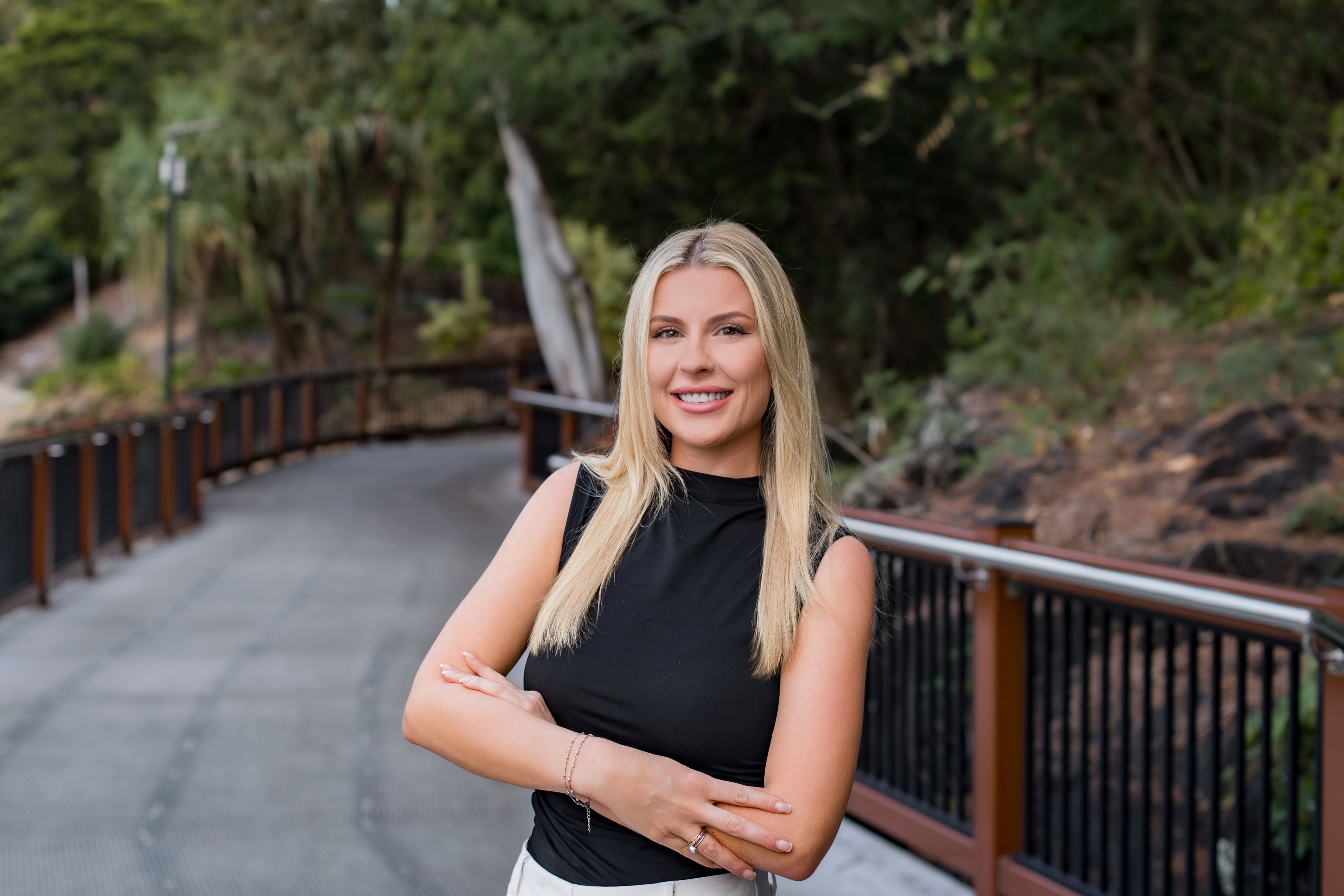 Hannah Devine - Real Estate Agent
