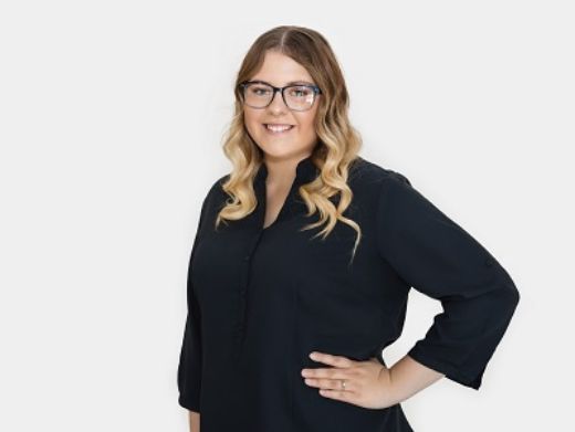 Hannah Thompson - Real Estate Agent at Complete Real Estate (RLA226179) - MOUNT GAMBIER