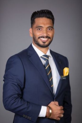 Harmeet Gill - Real Estate Agent at Vicland Realty - EPPING