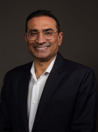 Harry Bhatia - Real Estate Agent at Manor Real Estate
