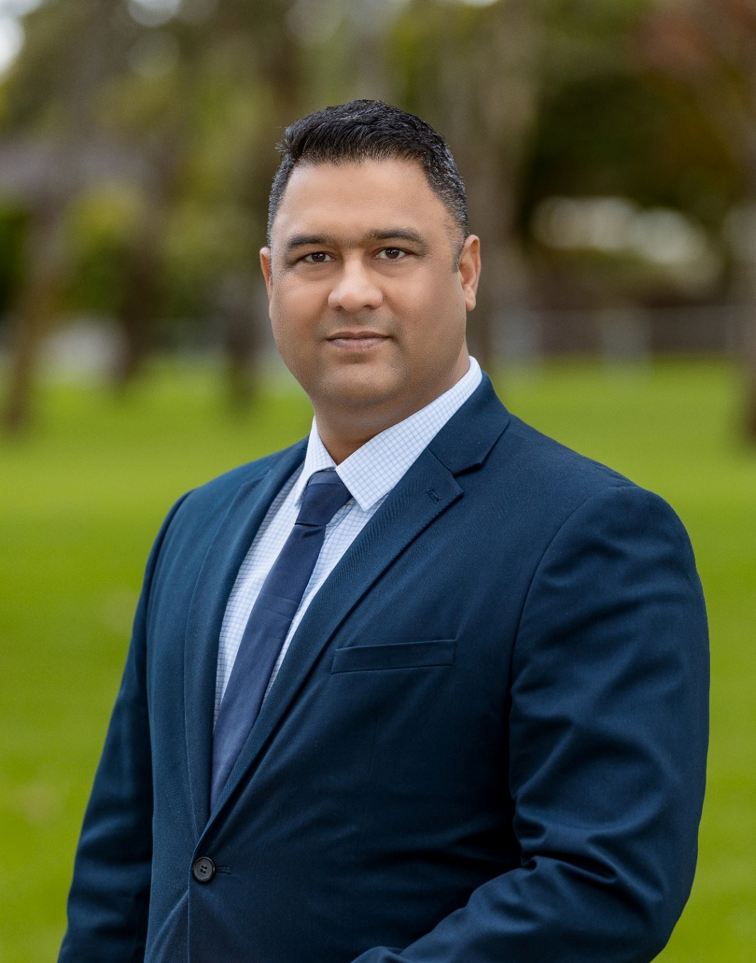 Harry Dhonsi Real Estate Agent