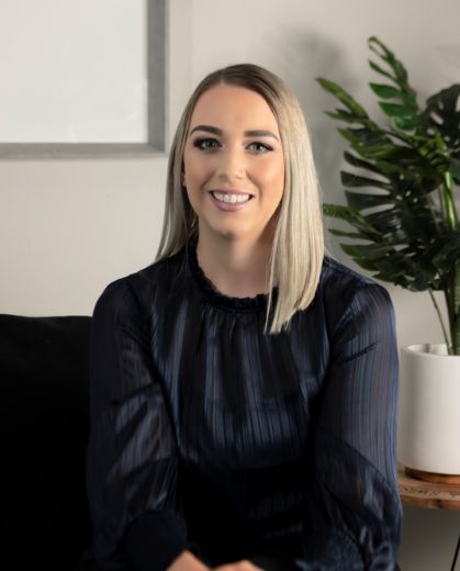 Hayley  Cannon - Real Estate Agent at Peachey Estate Agents - ST MARYS