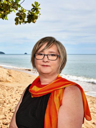 Helen Southwood - Real Estate Agent at LJ Hooker - Cairns Beaches