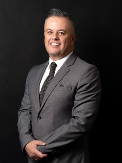 Hellio Dias - Real Estate Agent at Rich and Oliva - Real Estate 