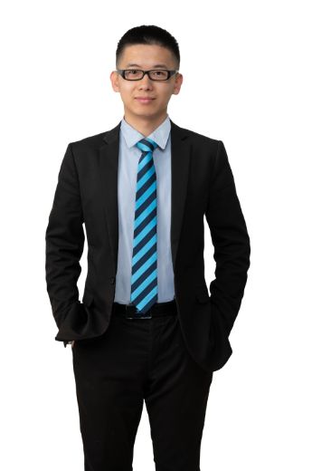 Henry He - Real Estate Agent at Harcourts - Blackburn