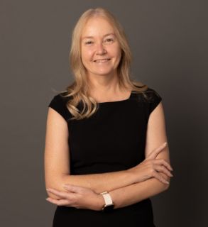 Tanya Amos - Real Estate Agent