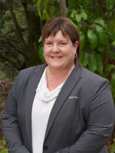 Holly Bush - Real Estate Agent at Ray White - Parkes -     