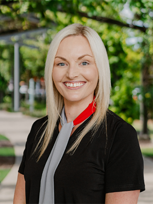 Holly Twomey Real Estate Agent