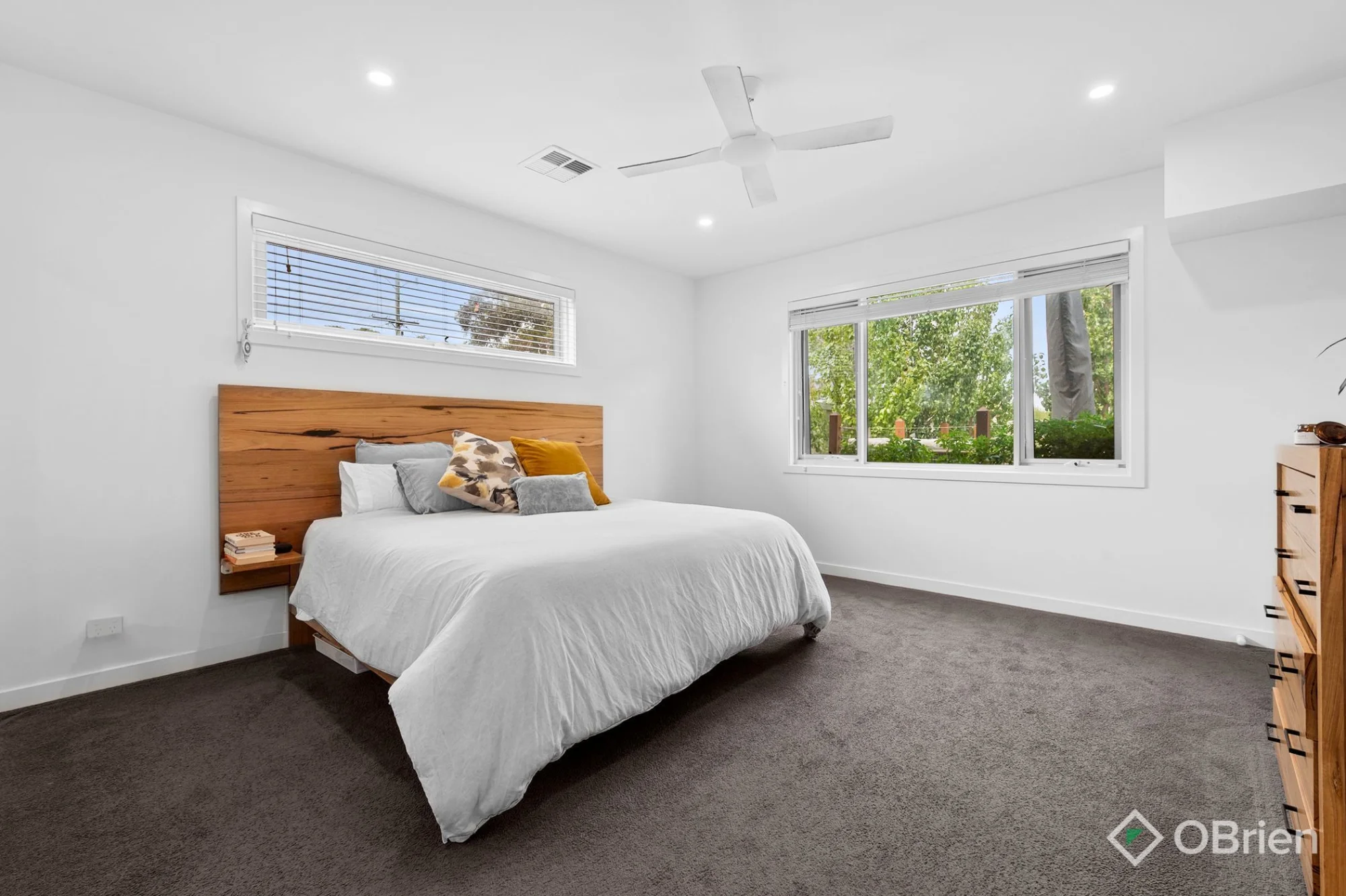 1/1 Van Ness Avenue, Mornington, Vic 3931