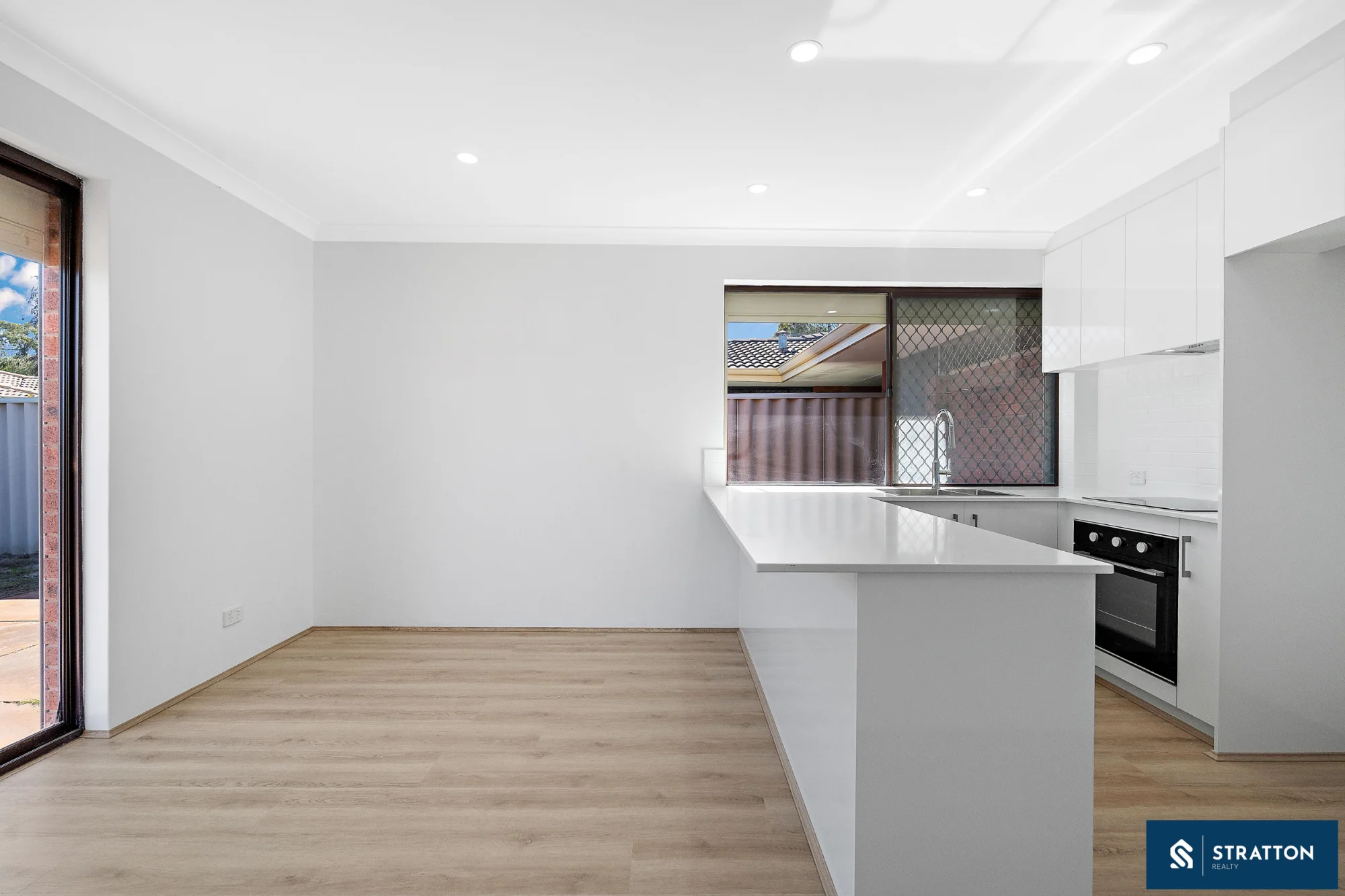 1/17 Golf Road, Parkwood, WA 6147