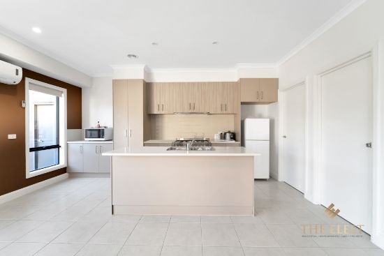 1/2 Canary Close, Truganina, Vic 3029