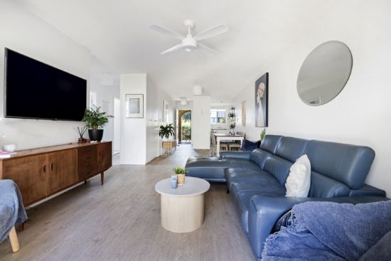 1/21 First Avenue, Surfers Paradise, Qld 4217