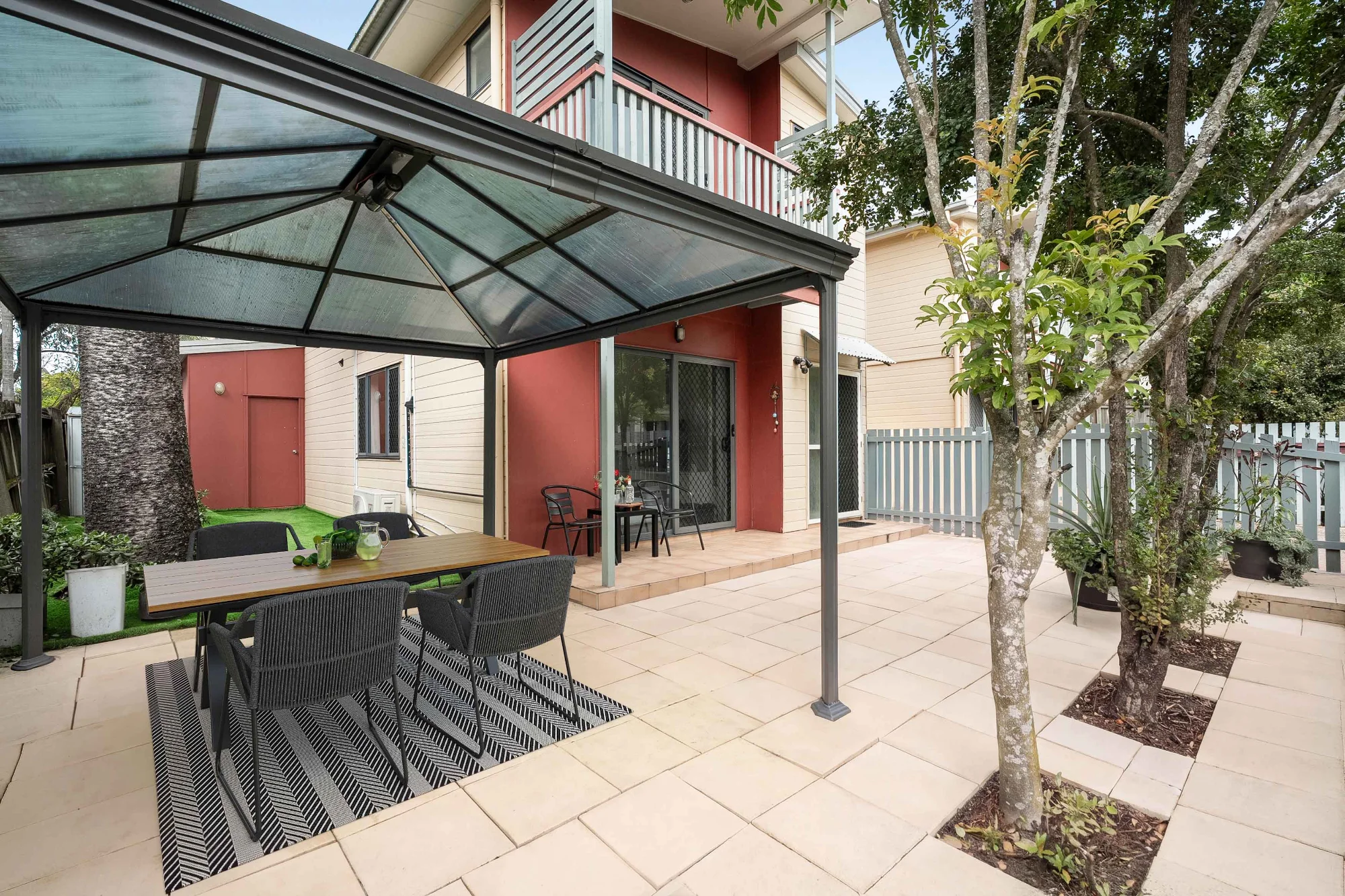 1/34 Warren Street, St Lucia, Qld 4067