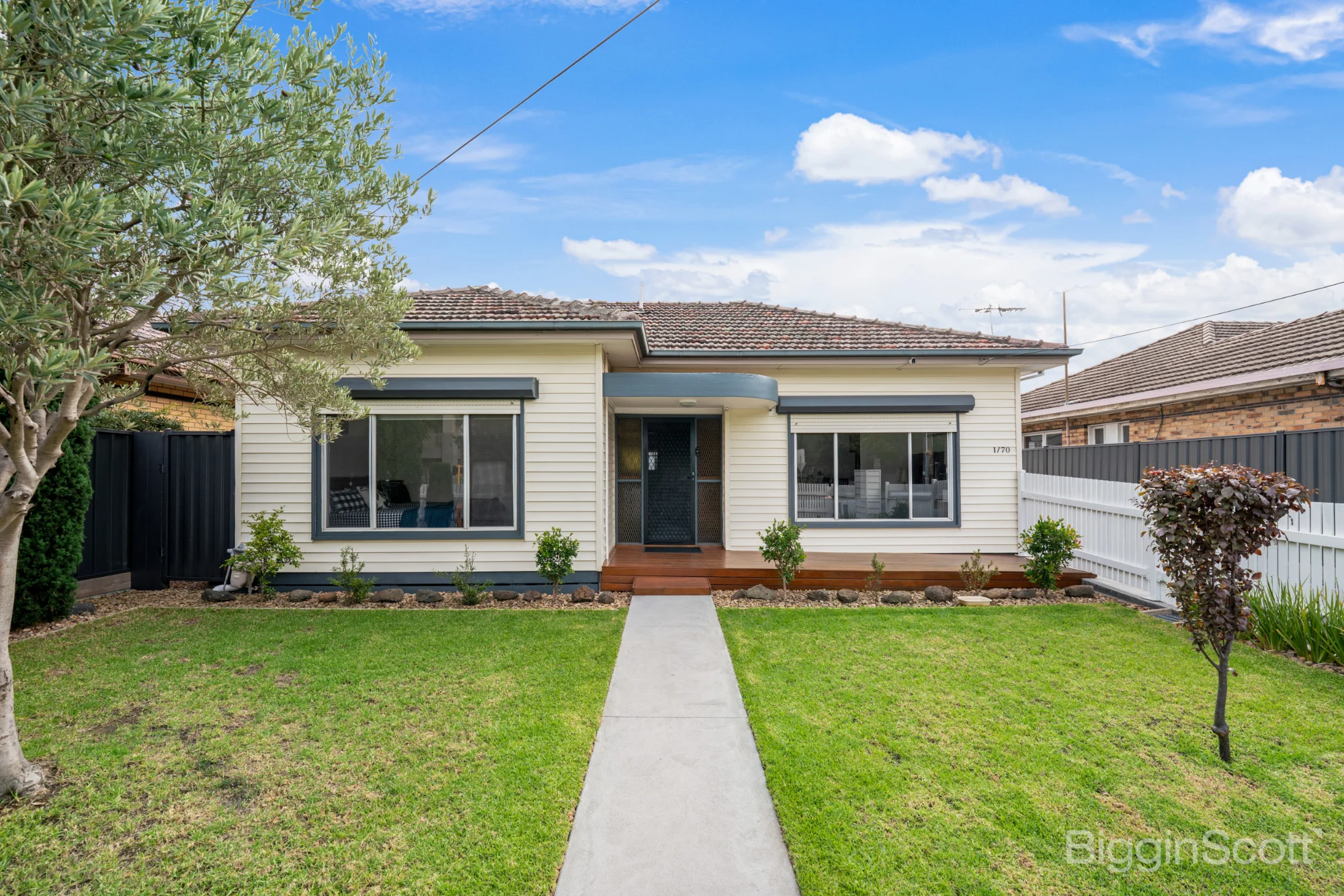 1/70 Mitchell Street, Maidstone, Vic 3012
