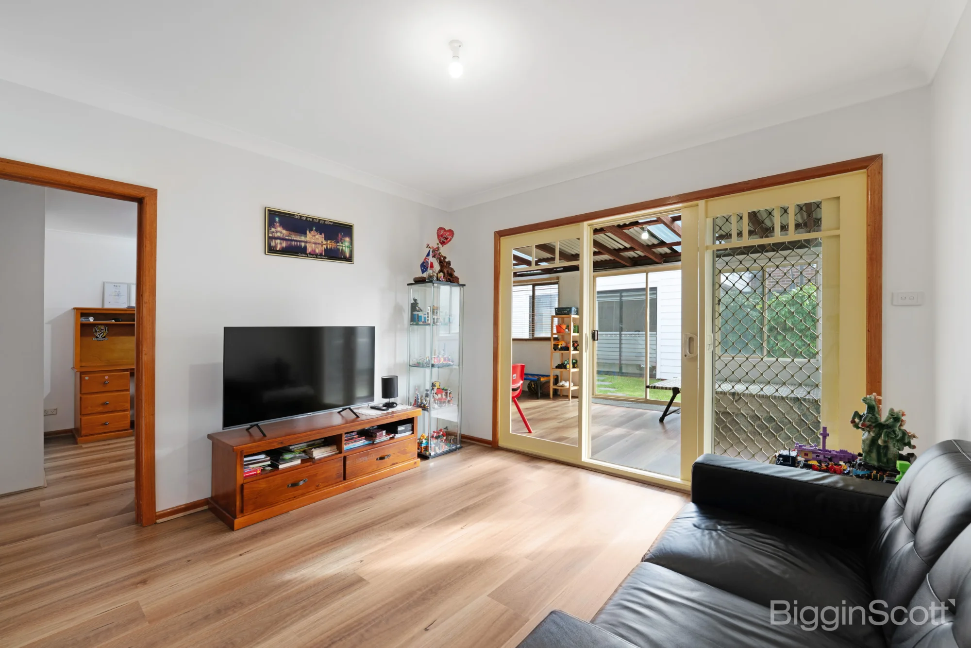 1/70 Mitchell Street, Maidstone, Vic 3012