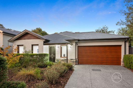 1/8 Essex Street, Briar Hill, Vic 3088