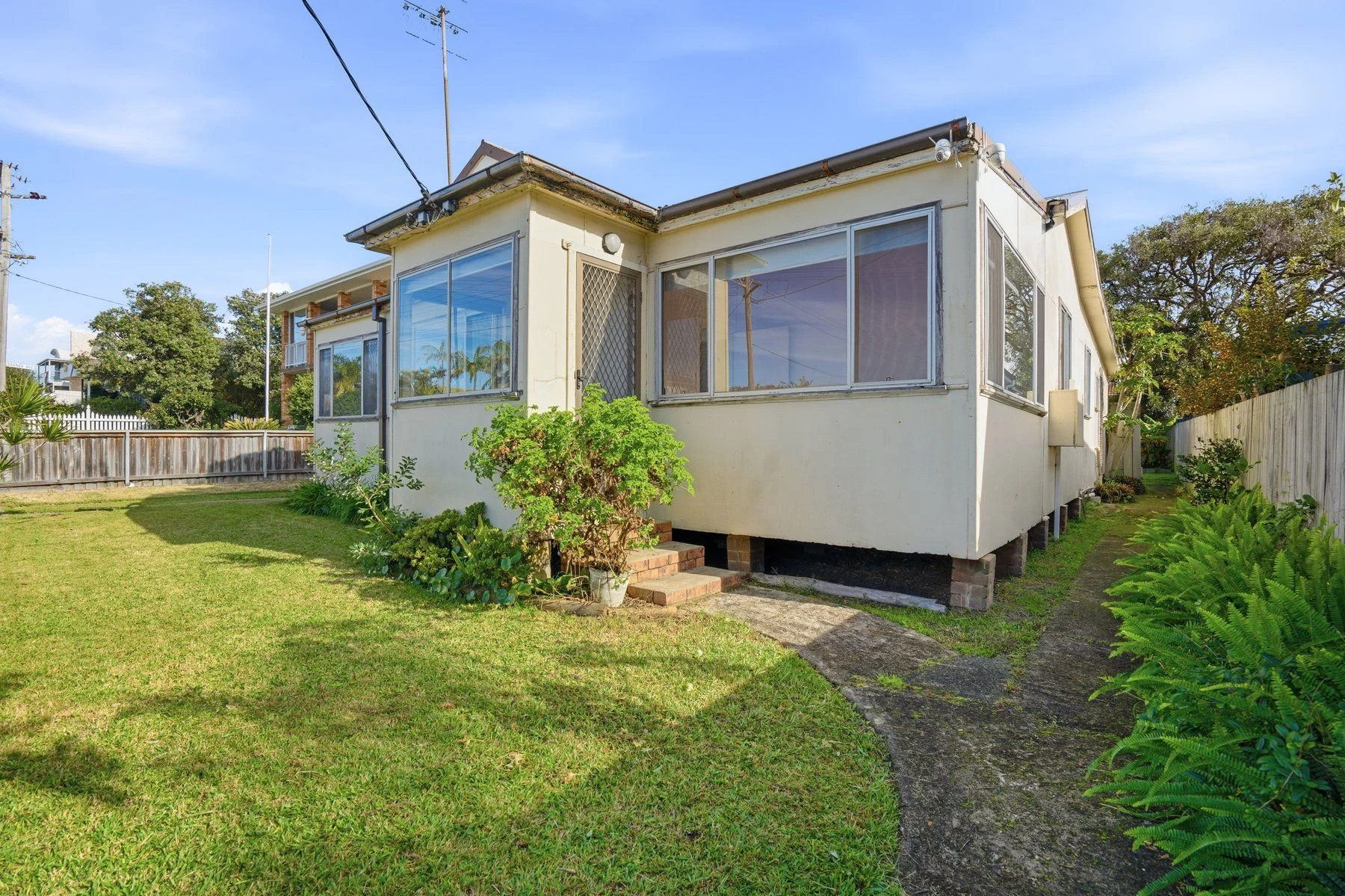 1/83 Bay Road, Blue Bay NSW 2261