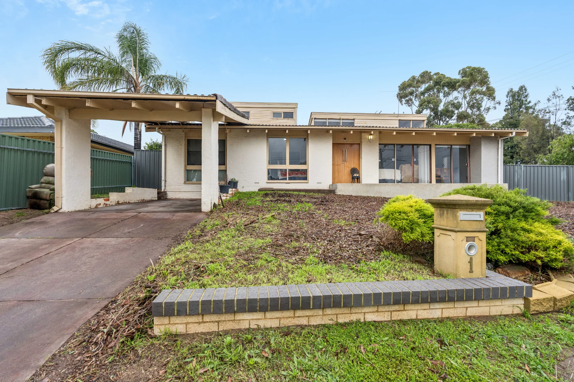 1 Addington Avenue, Surrey Downs, SA 5126