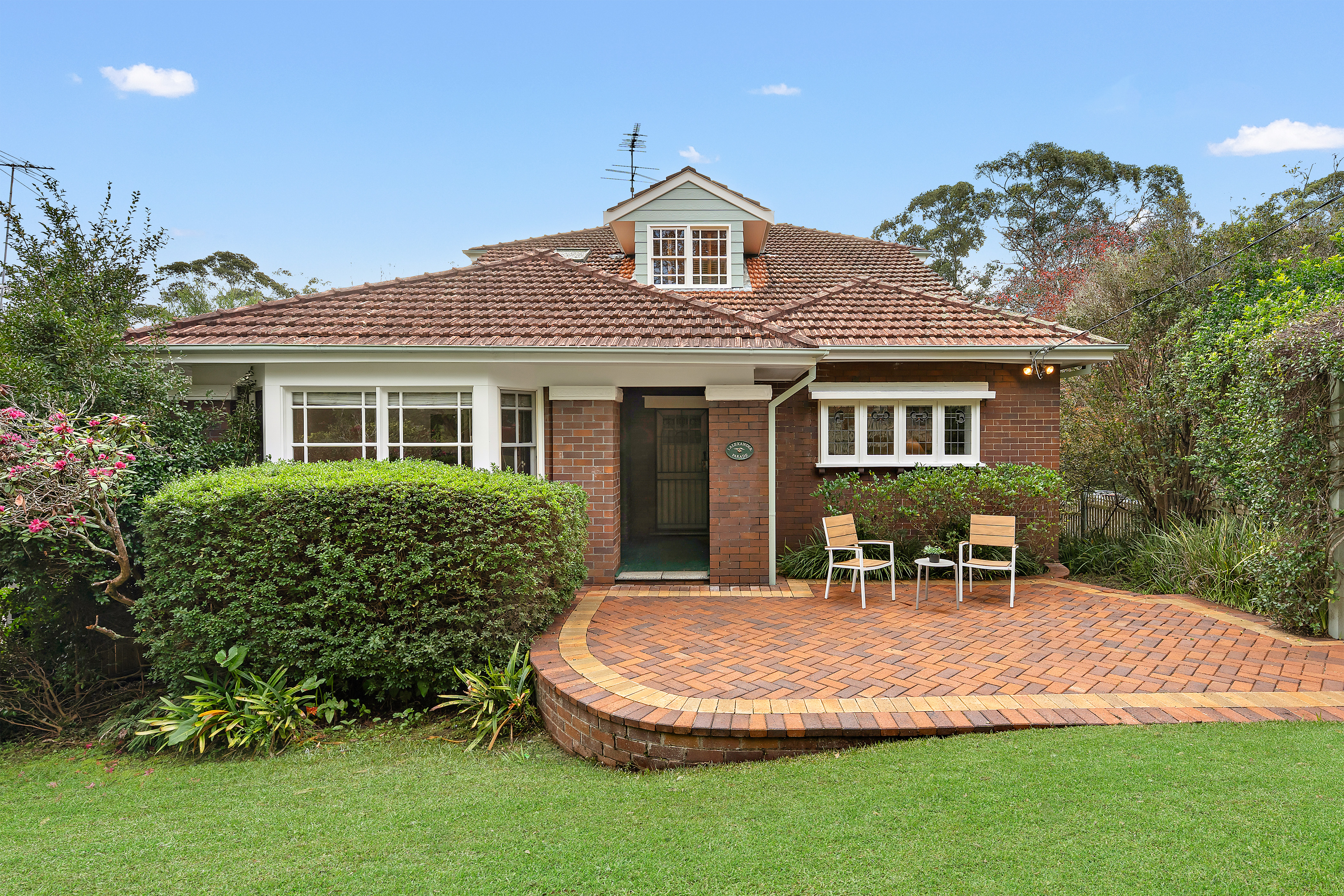 1 Alexander Parade, Roseville, NSW 2069 1 Alexander Parade, Roseville, NSW 2069