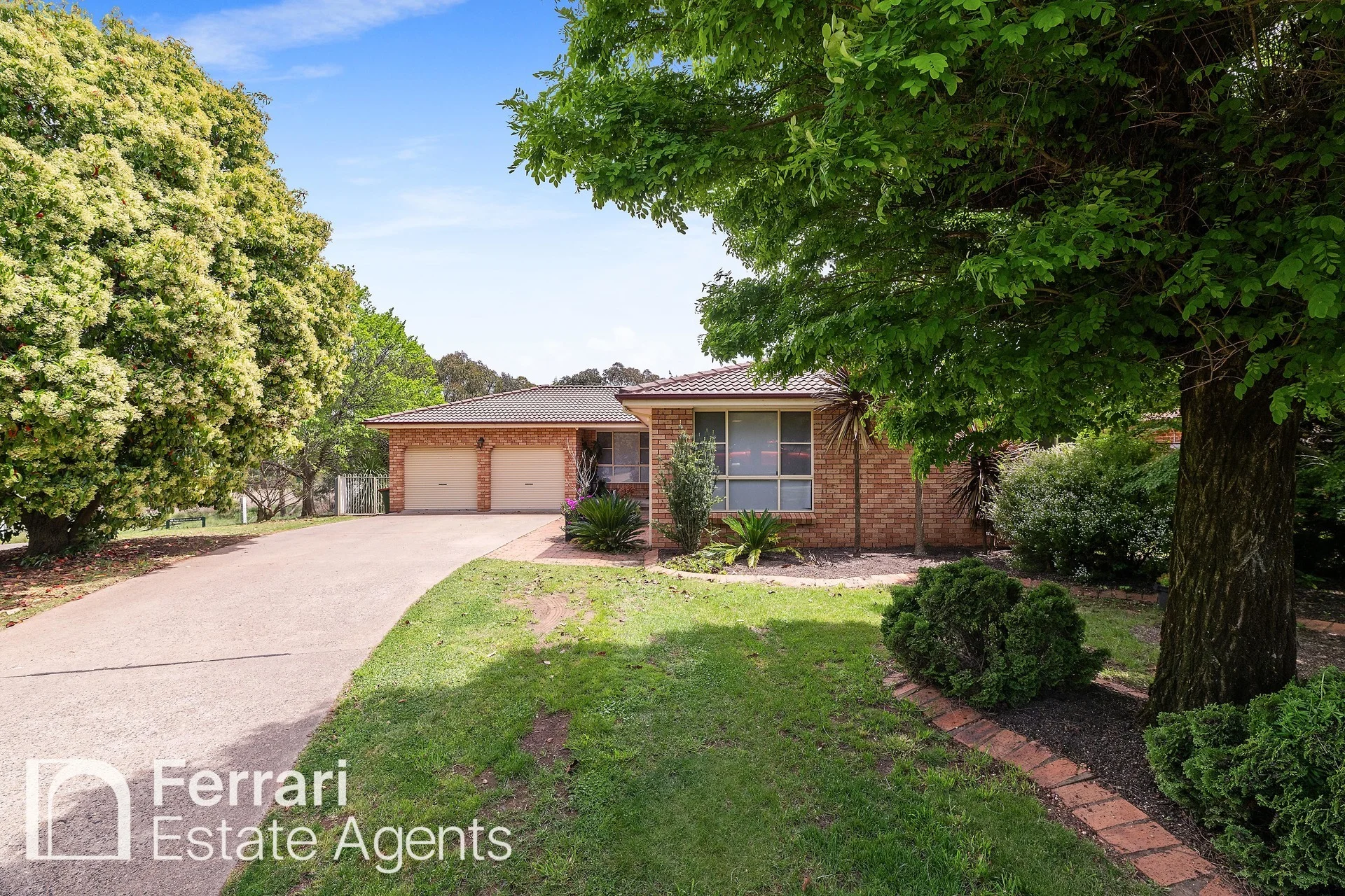 1 Avondale Drive, Orange, NSW 2800