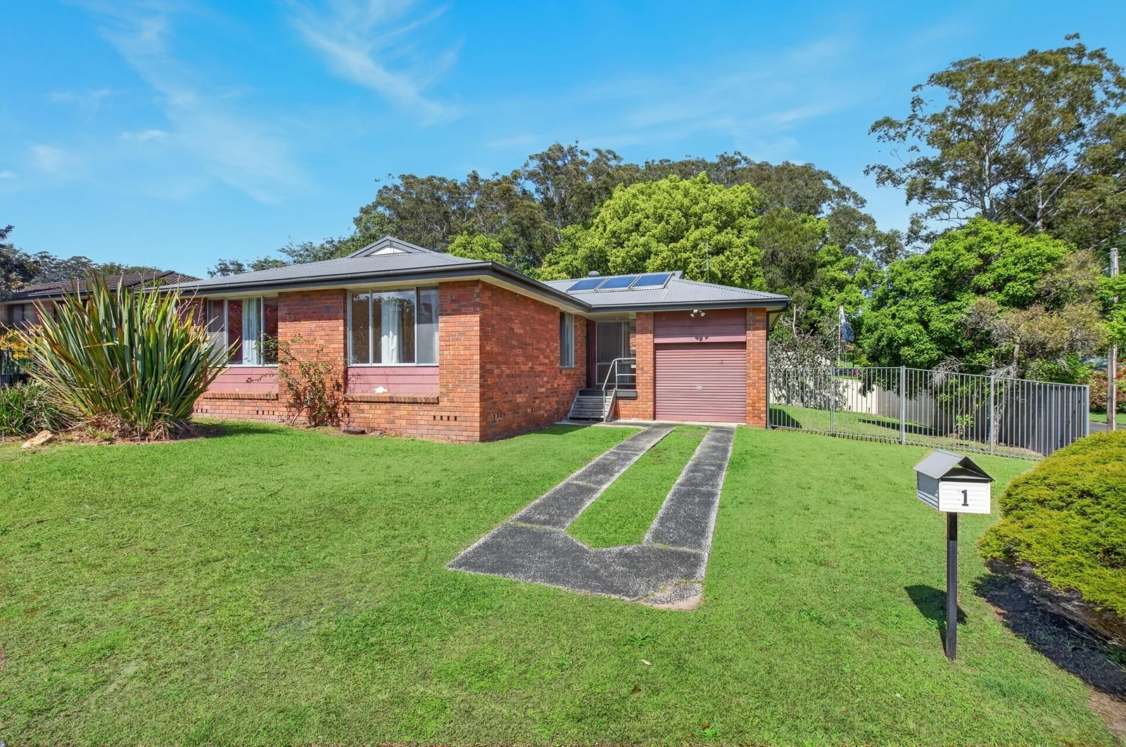 1 Baralga Close, Niagara Park, NSW 2250