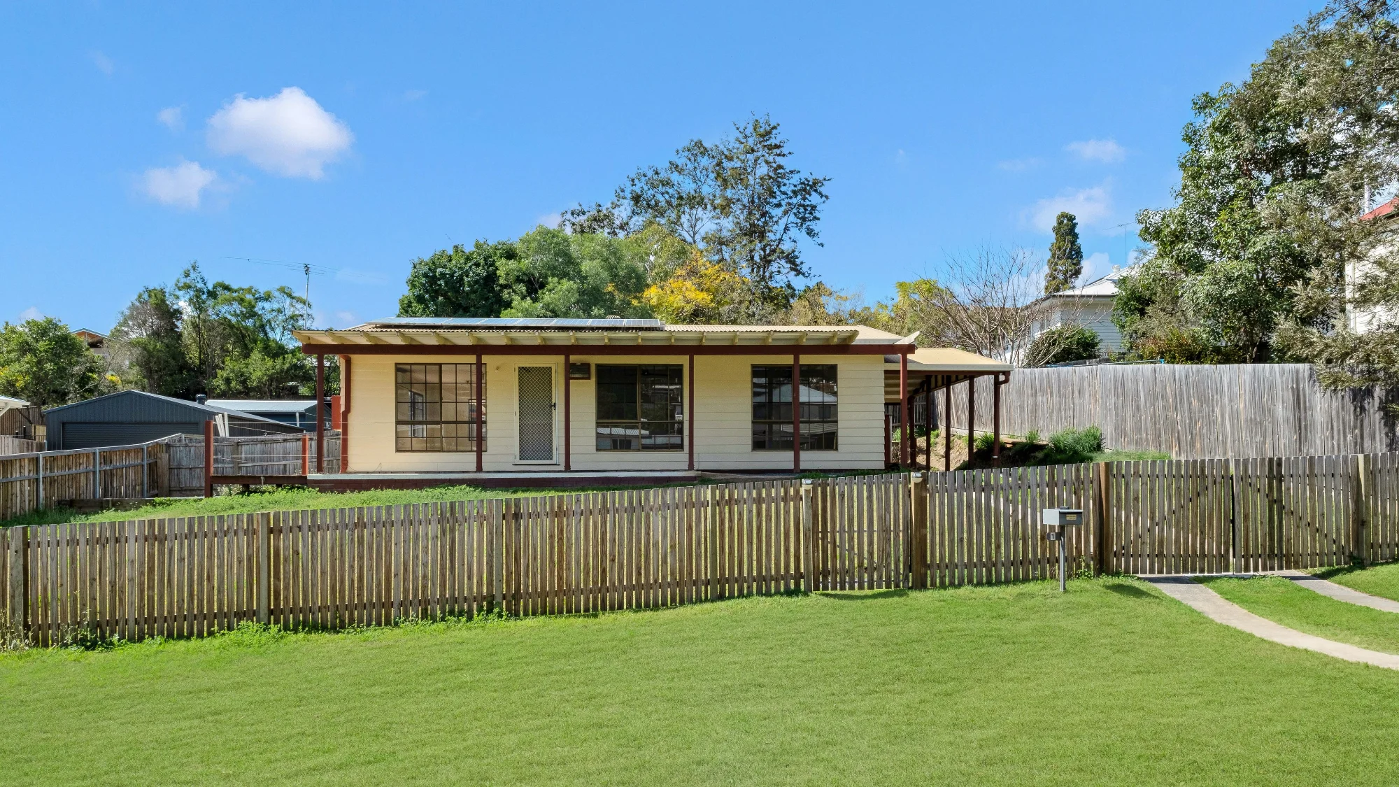 1 Beatty Street, Coalfalls QLD 4305