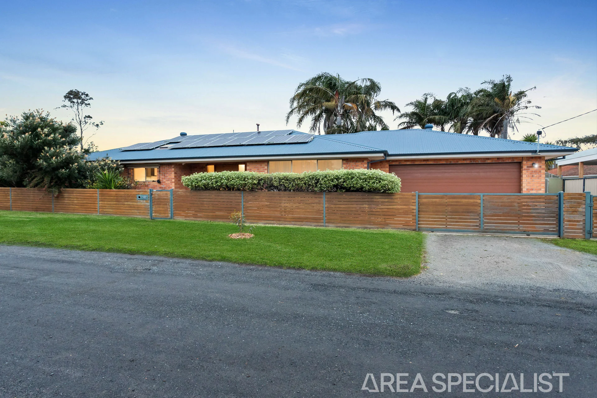 1 Bennett Court, Seaford, Vic 3198