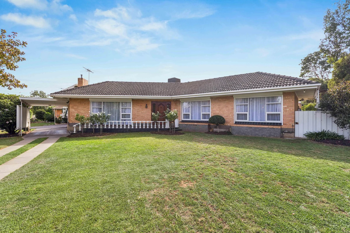 1 Black Top Road, Hillbank, SA 5112