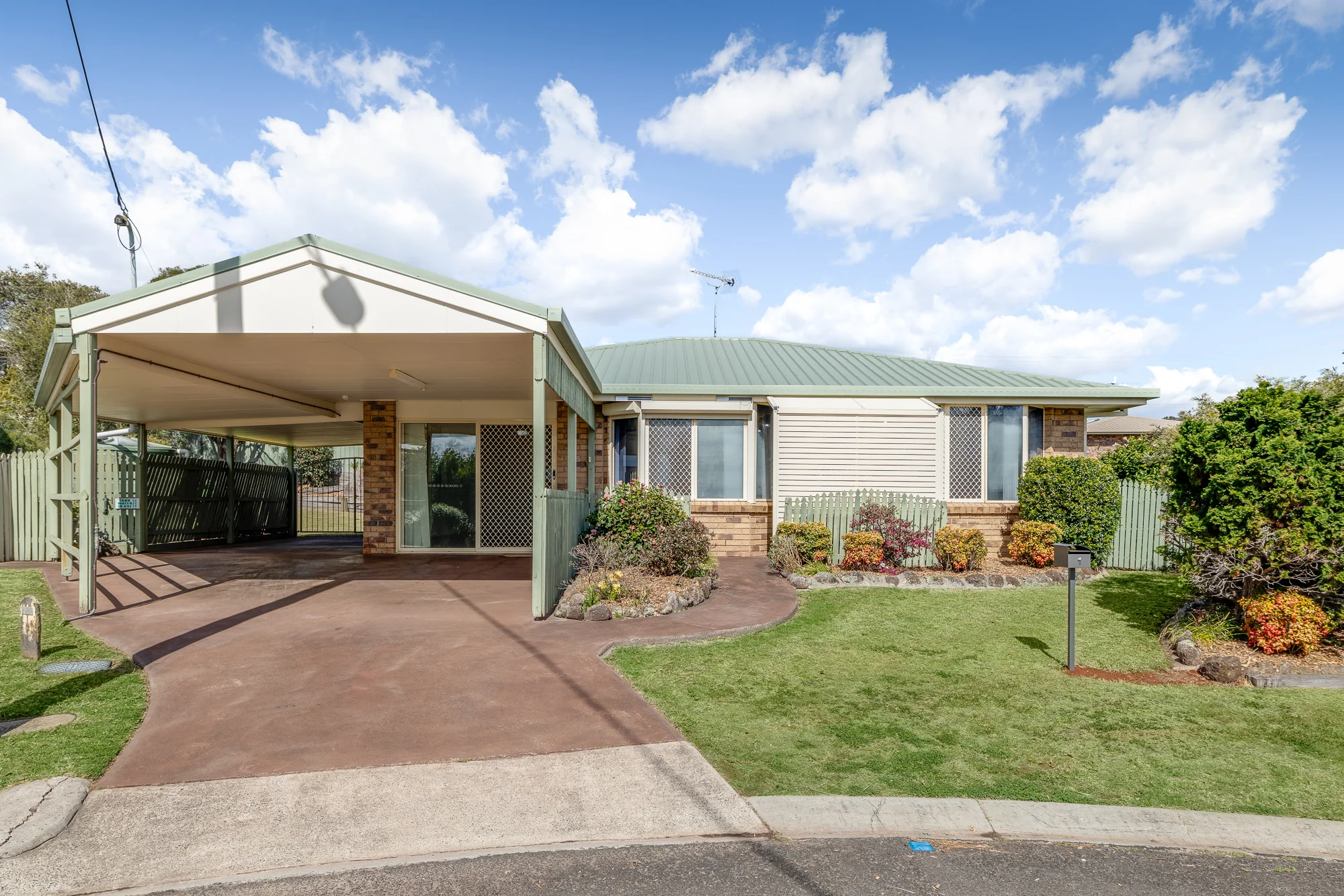 1 Bowden Court, Darling Heights, Qld 4350