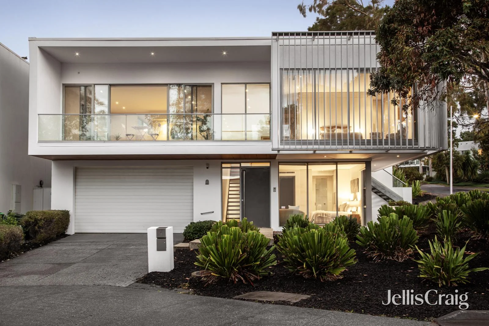 1 Brazier Grove, Kew, Vic 3101