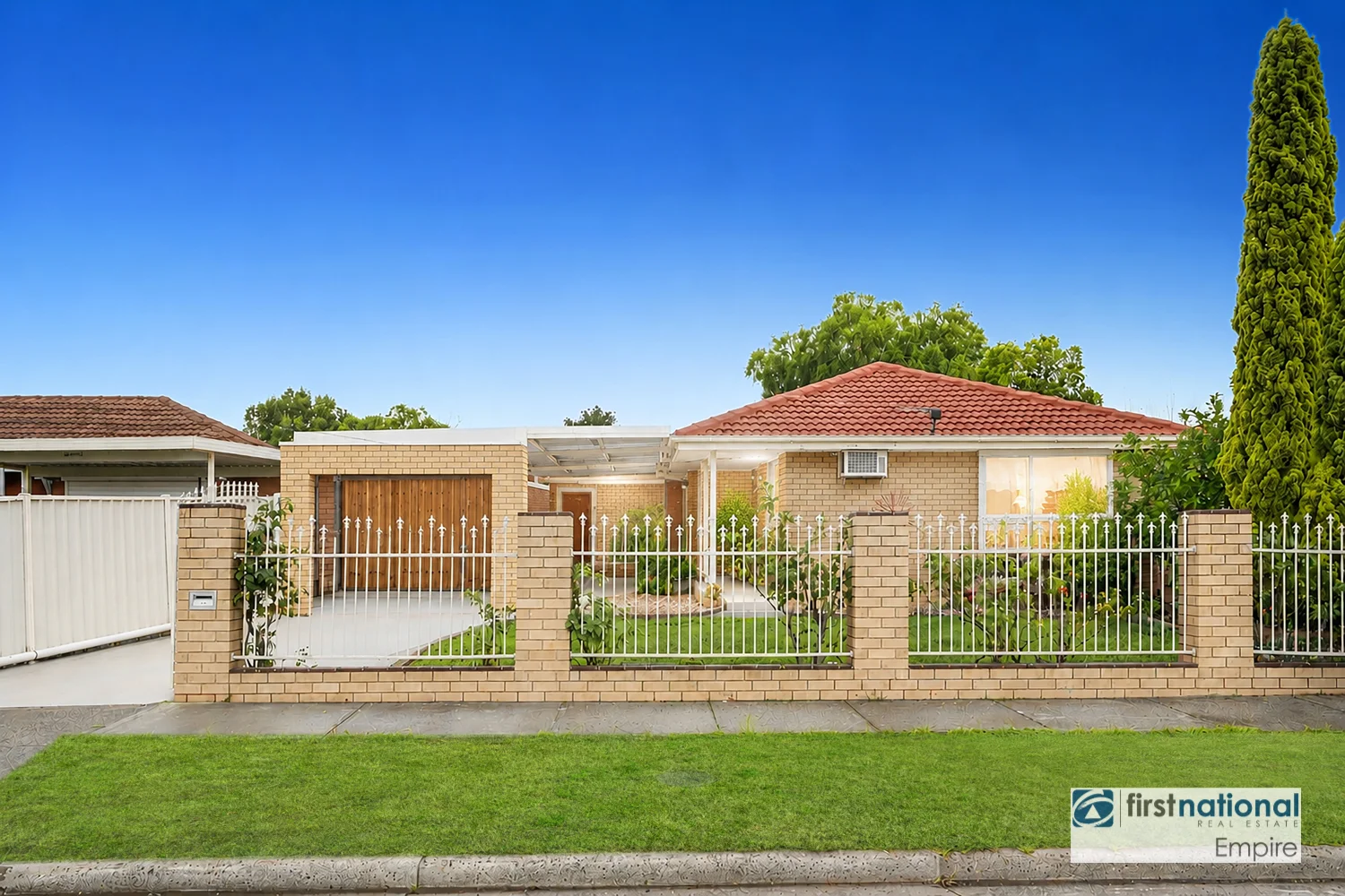 1 CAIRN CLOSE, St Albans, Vic 3021 1 CAIRN CLOSE, St Albans, Vic 3021