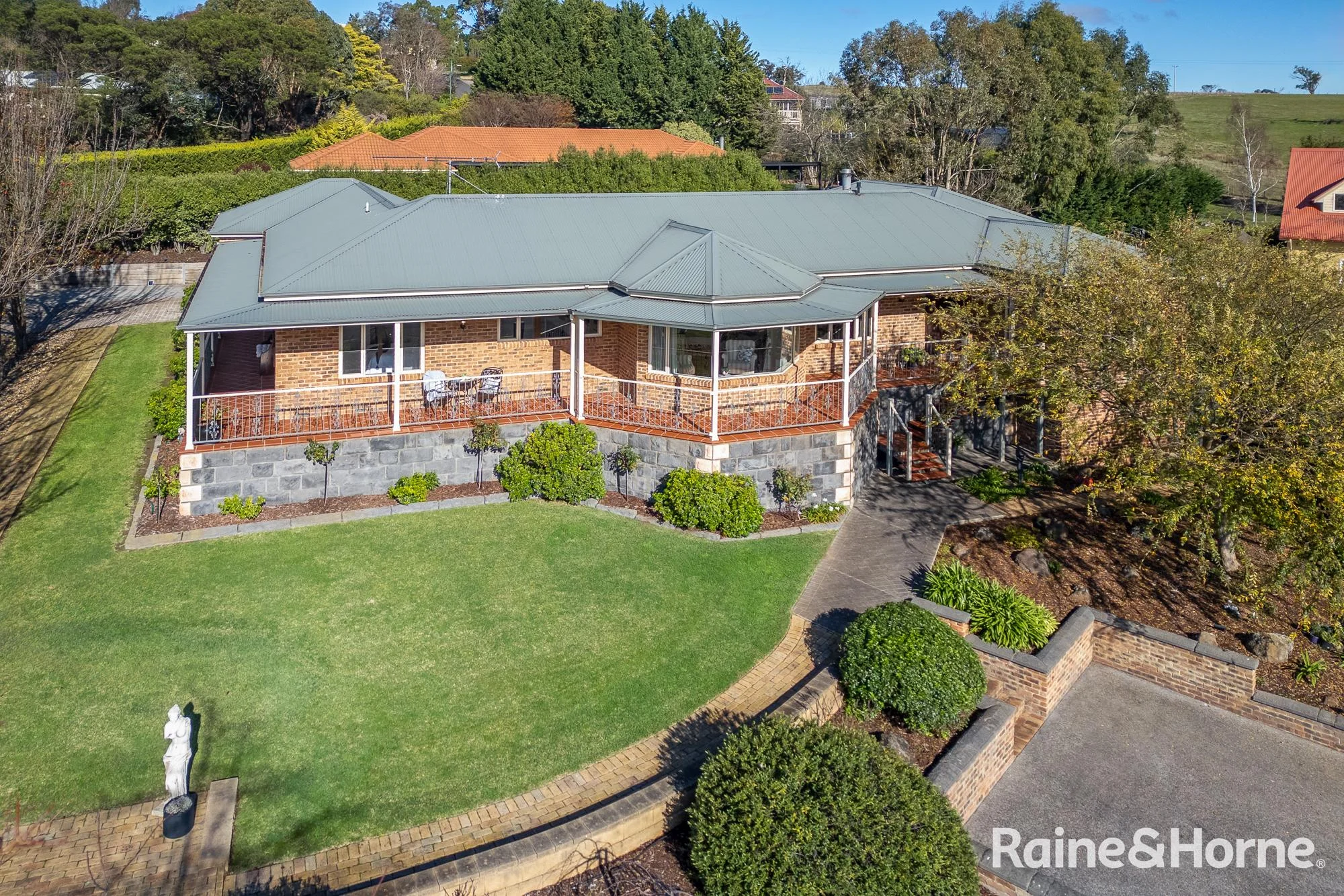1 Collis Court, Gisborne, Vic 3437