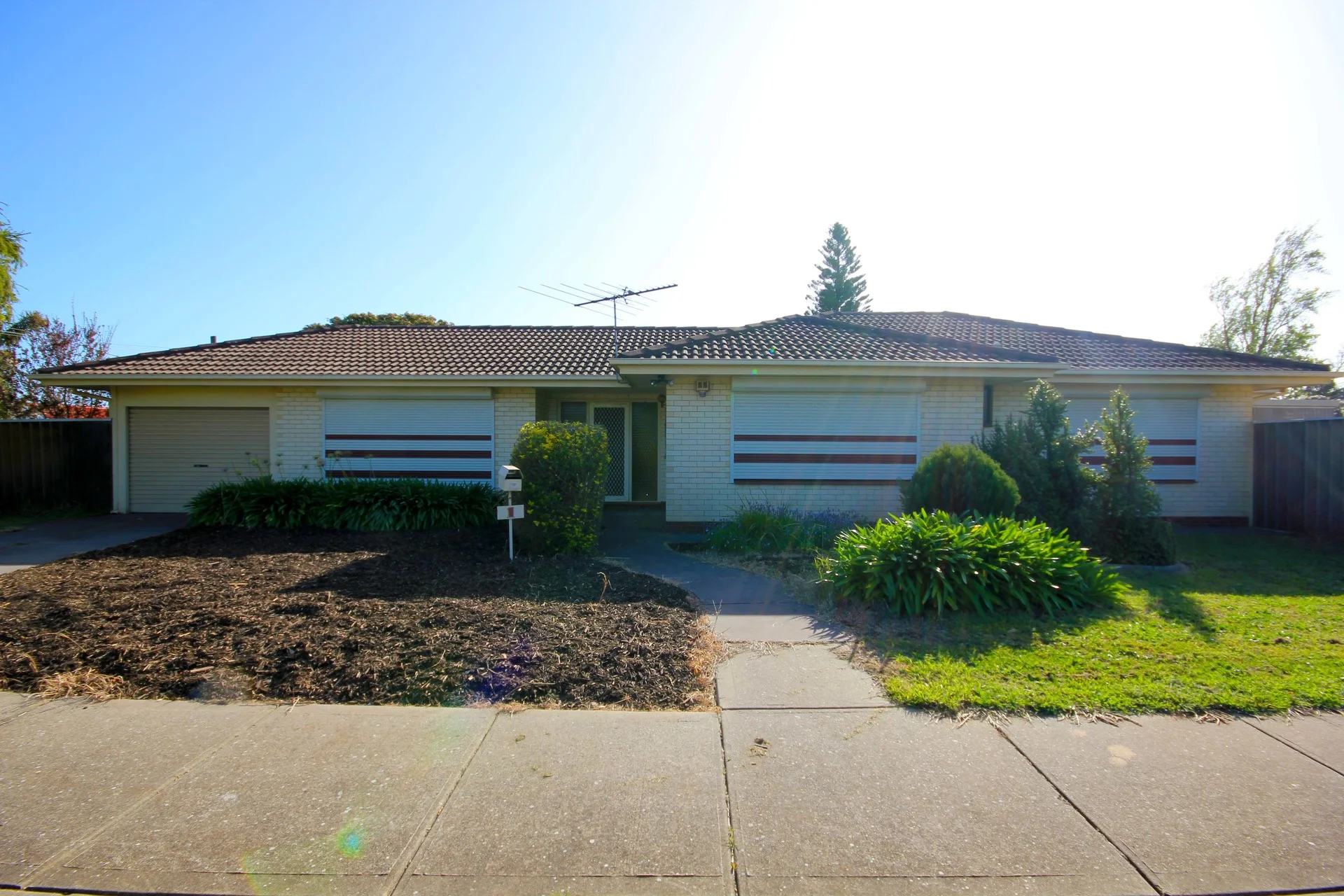 1 Gilbertson Avenue, Morphett Vale, SA 5162