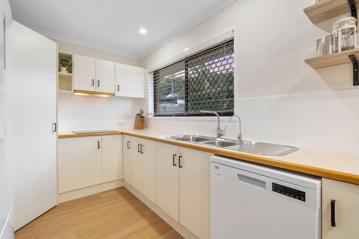 1 Grimes Court, Springwood, Qld 4127