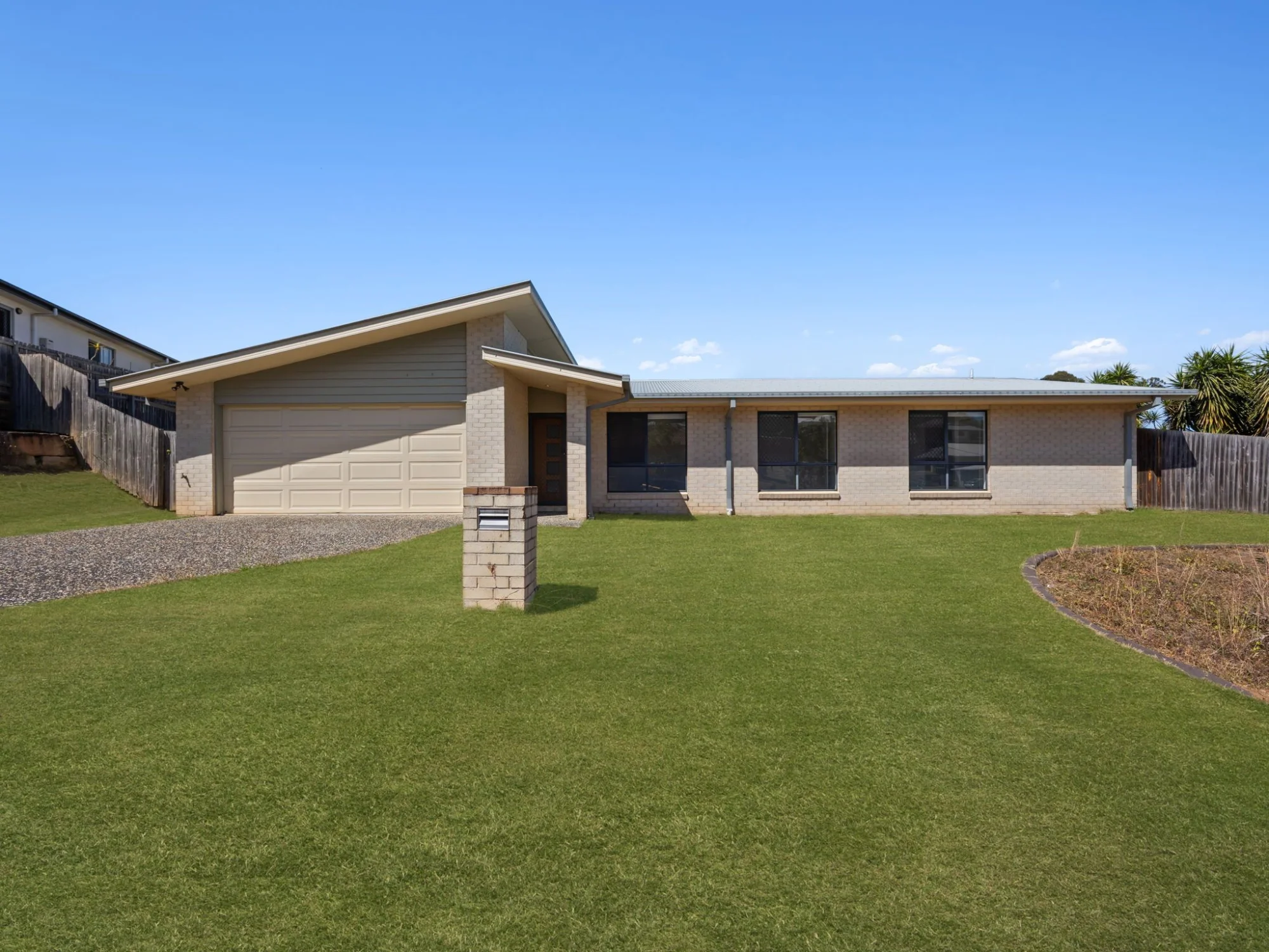 1 Hoffmann Way, Bundamba QLD 4304