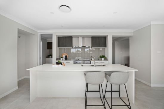 1 Jellett Close, Gledswood Hills, NSW 2557