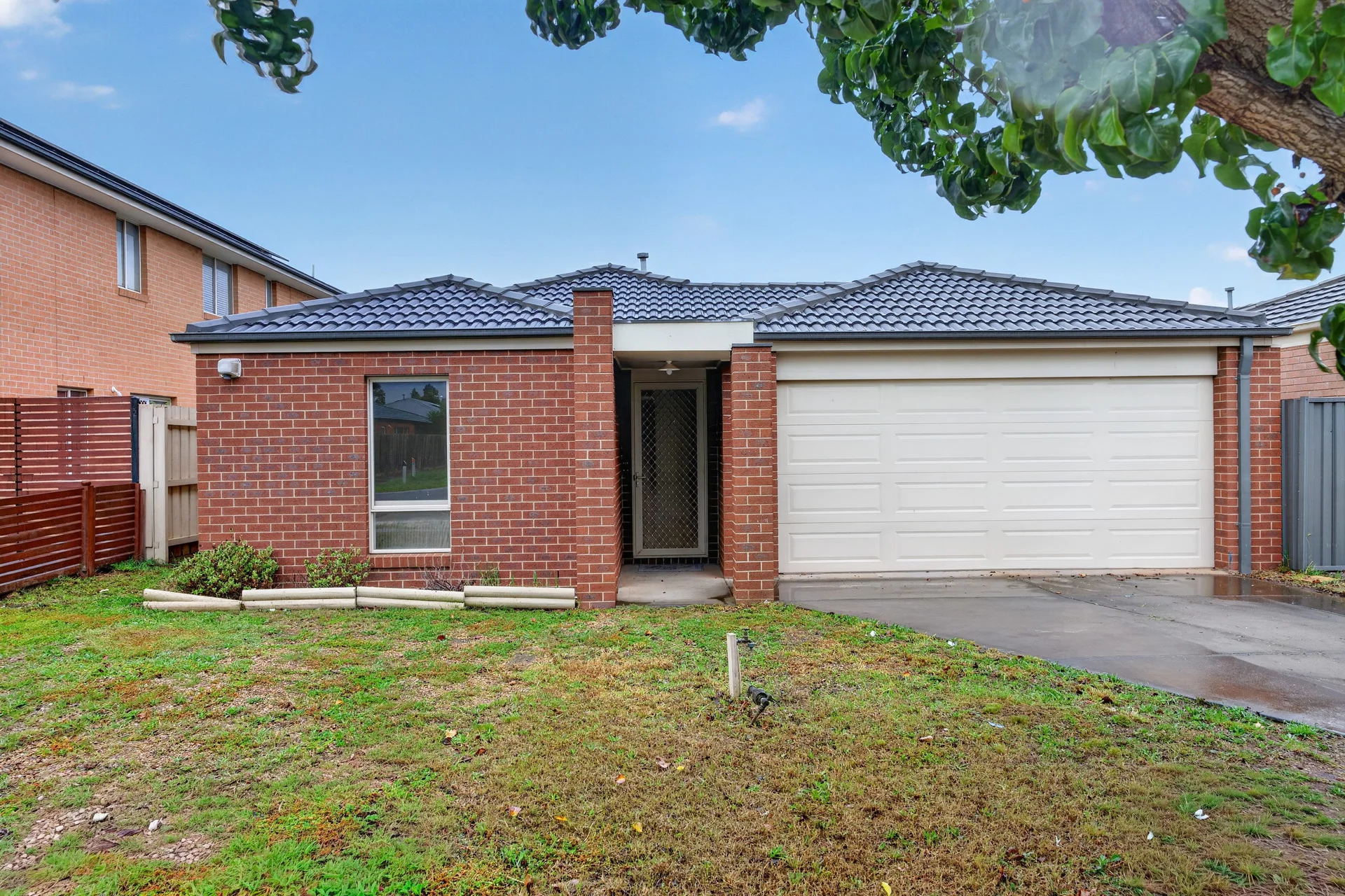1 Montview Place, Brookfield, Vic 3338