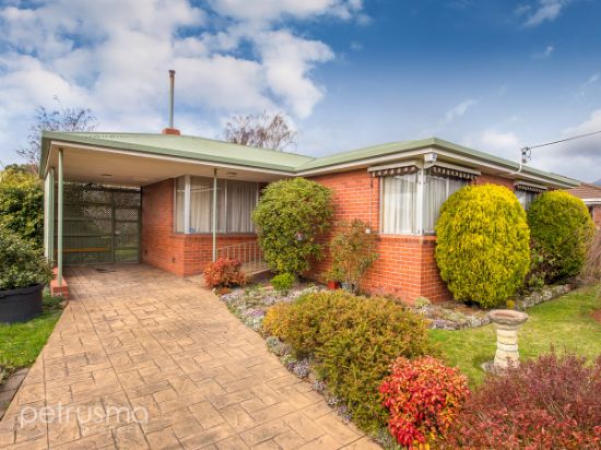 1 Nambour Place, Montrose, Tas 7010