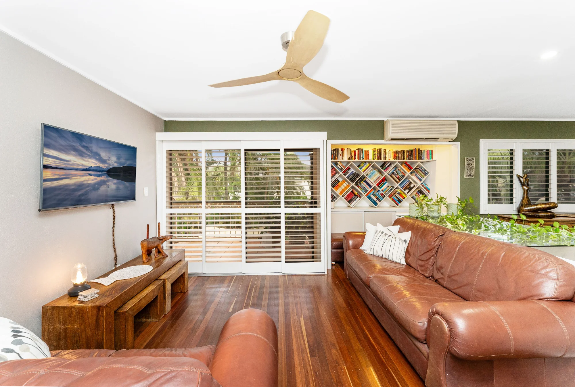 1 Nowland Avenue, Cranbrook QLD 4814