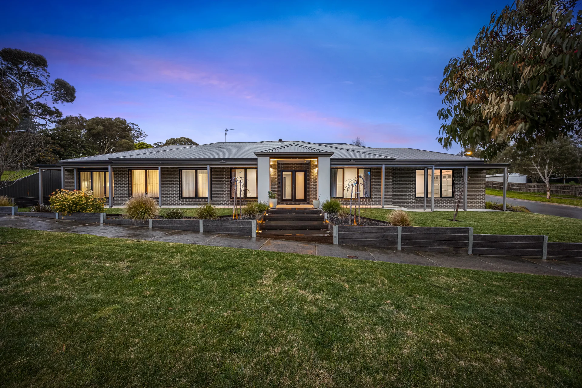 1 Observation Court, Brown Hill, Vic 3350