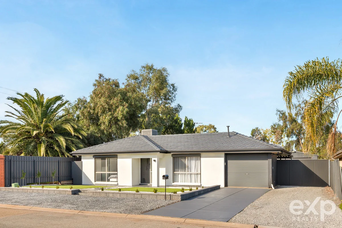 1 Riddoch Drive, Andrews Farm, SA 5114