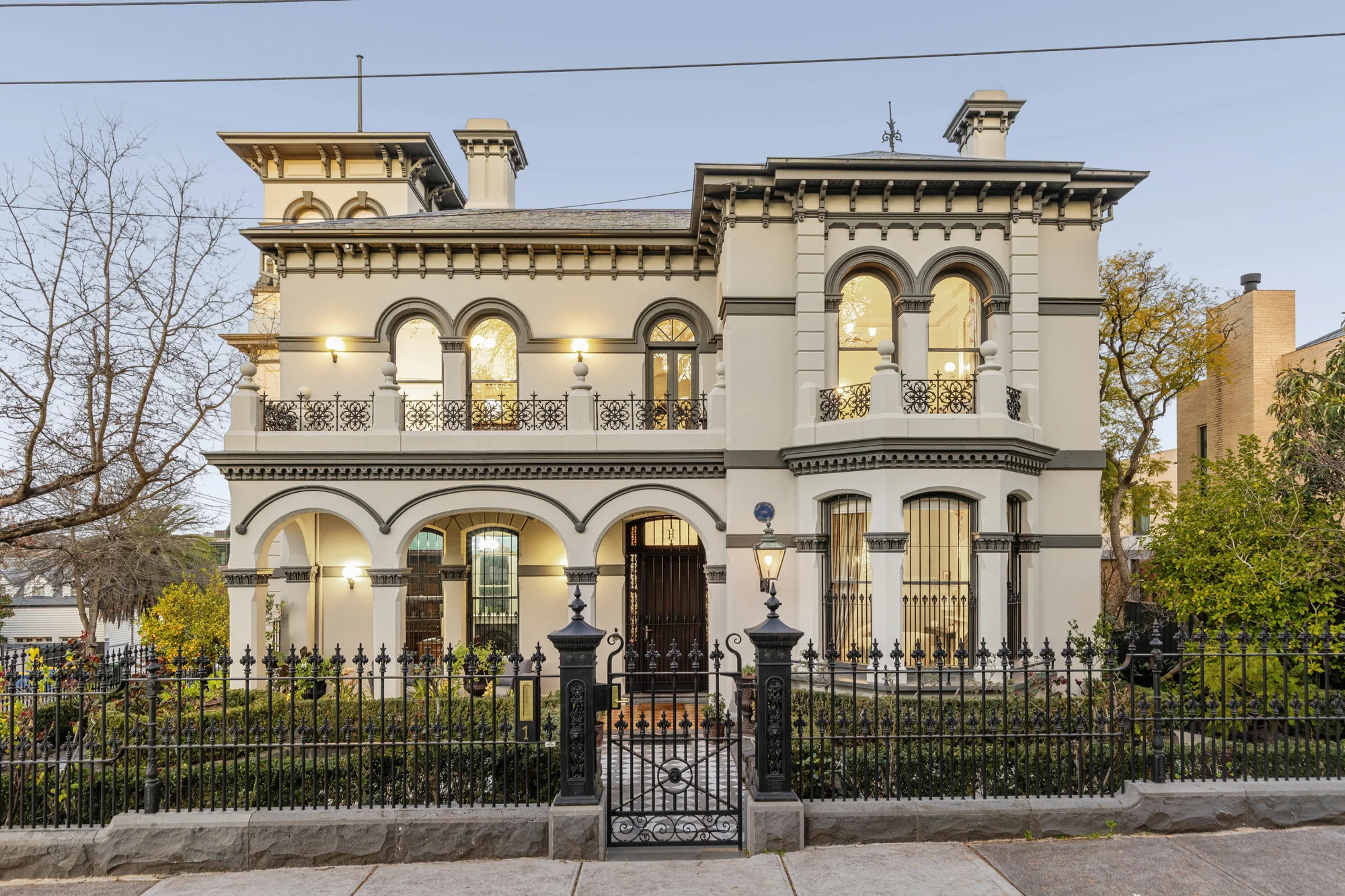 1 Shakespeare Grove, Hawthorn, Vic 3122