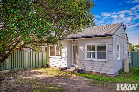 1 The Valley Road, Valley Heights, NSW 2777