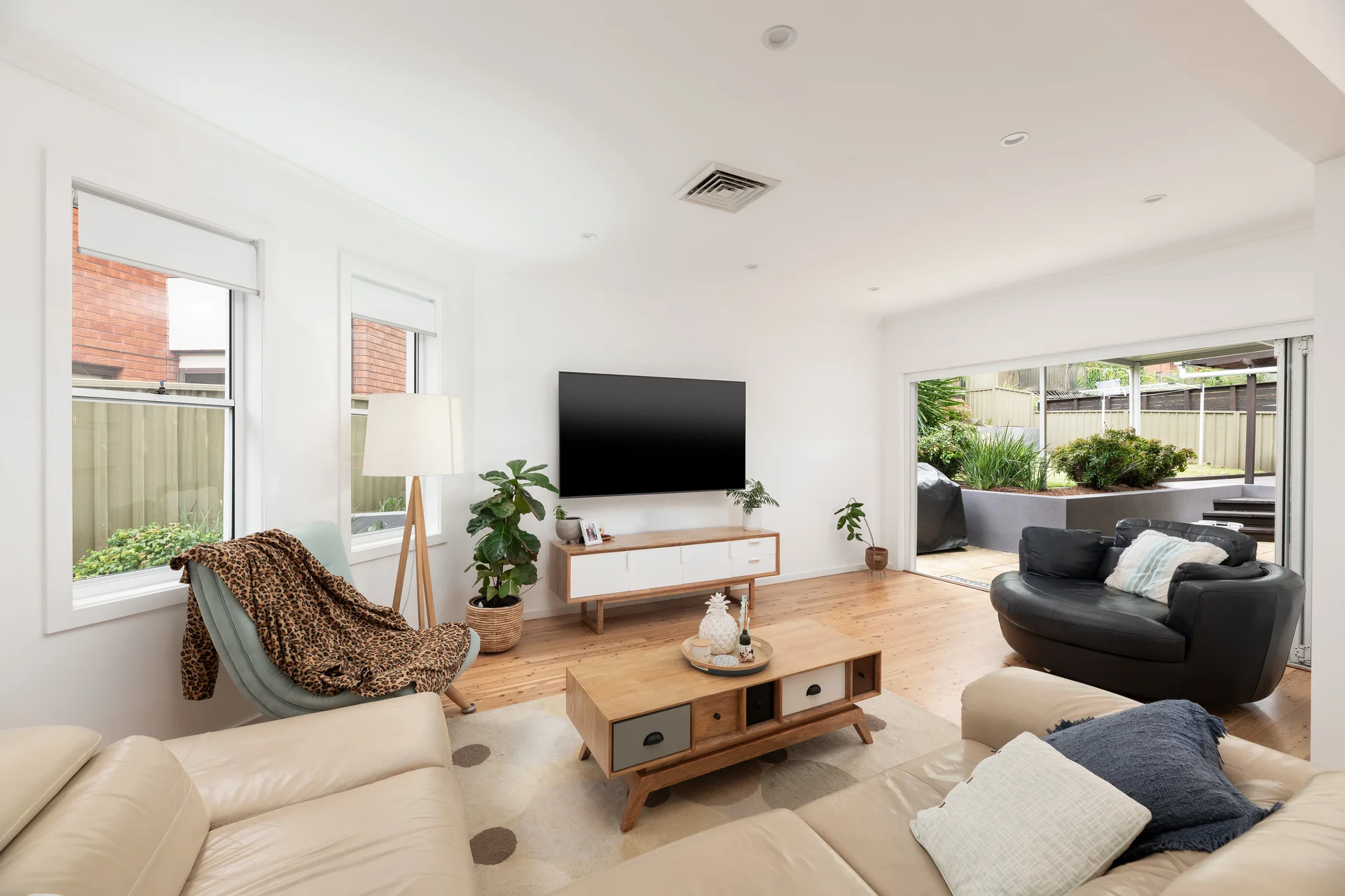 1 Timor Close, Kirrawee, NSW 2232